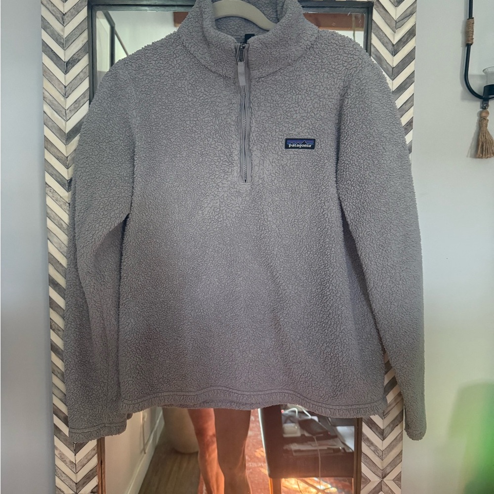 Patagonia Light Gray Fleece Jacket